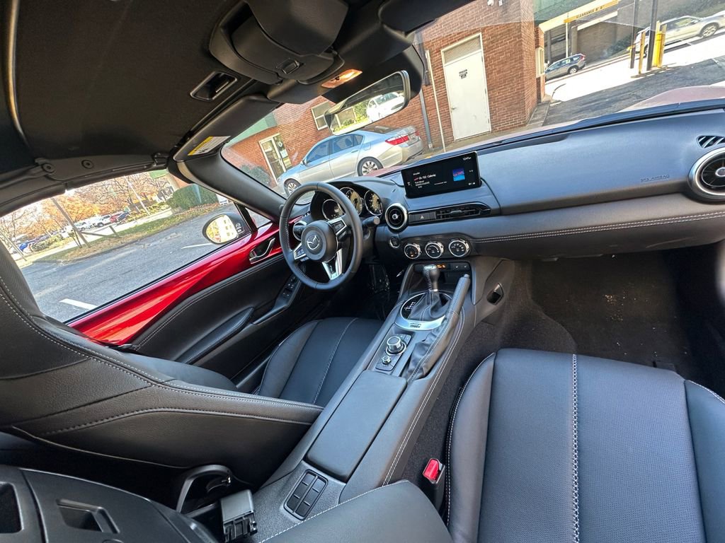 New 2025 MAZDA MX-5 Miata Grand Touring w/ Appearance Package image 21