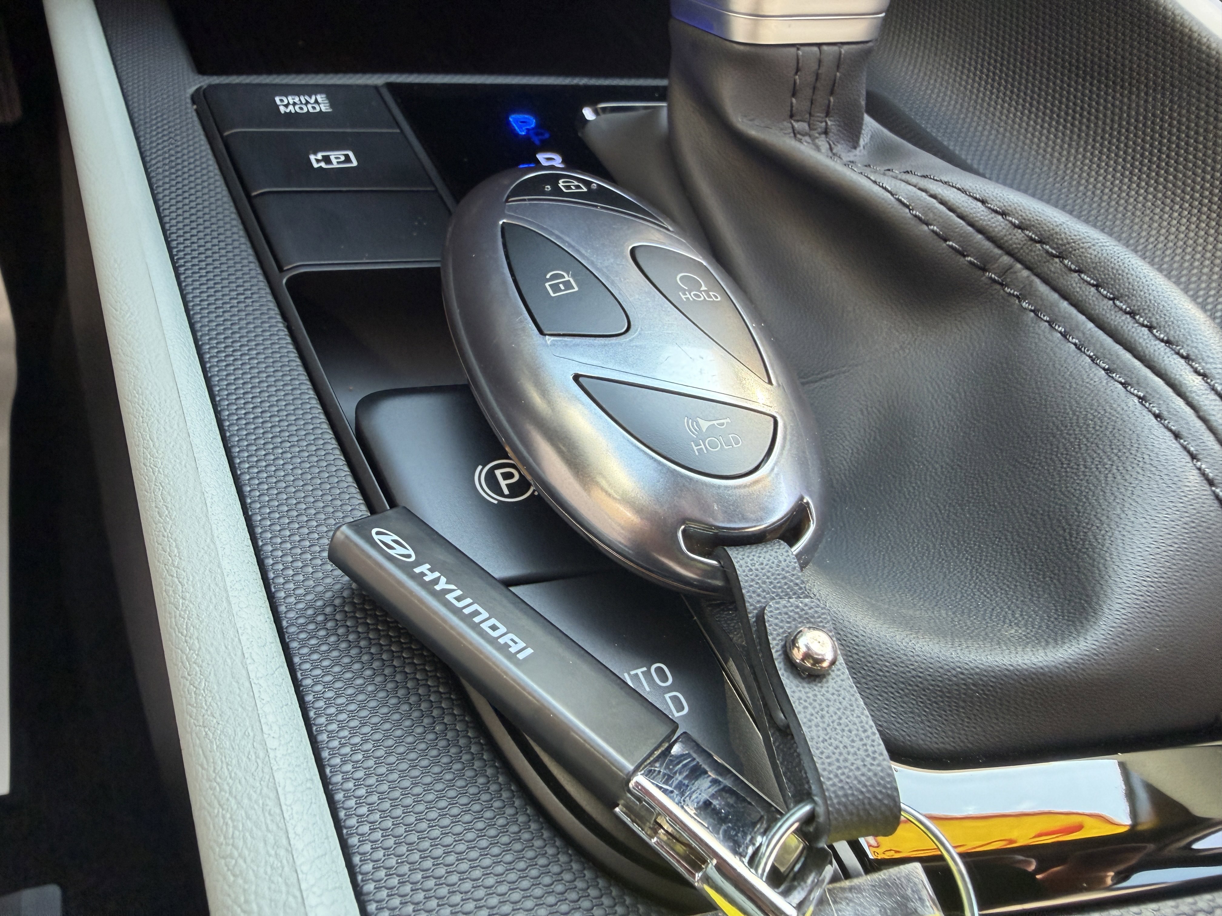 Certified 2025 Hyundai Elantra Limited image 42