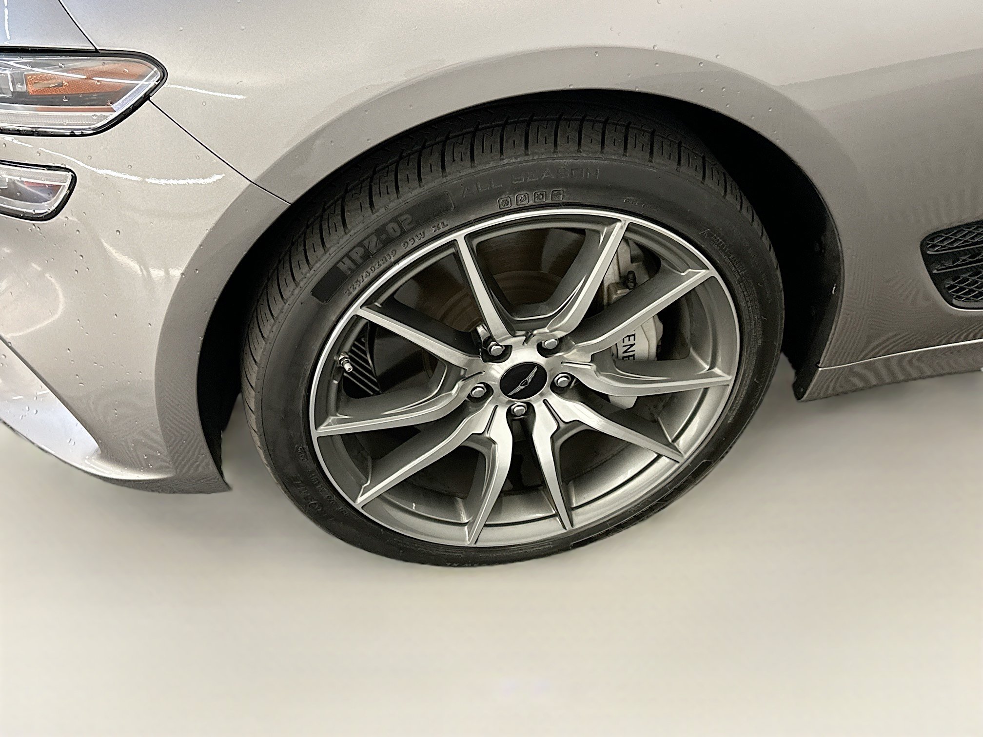 Used 2025 Genesis G70 2.5T AWD/4WD image 11