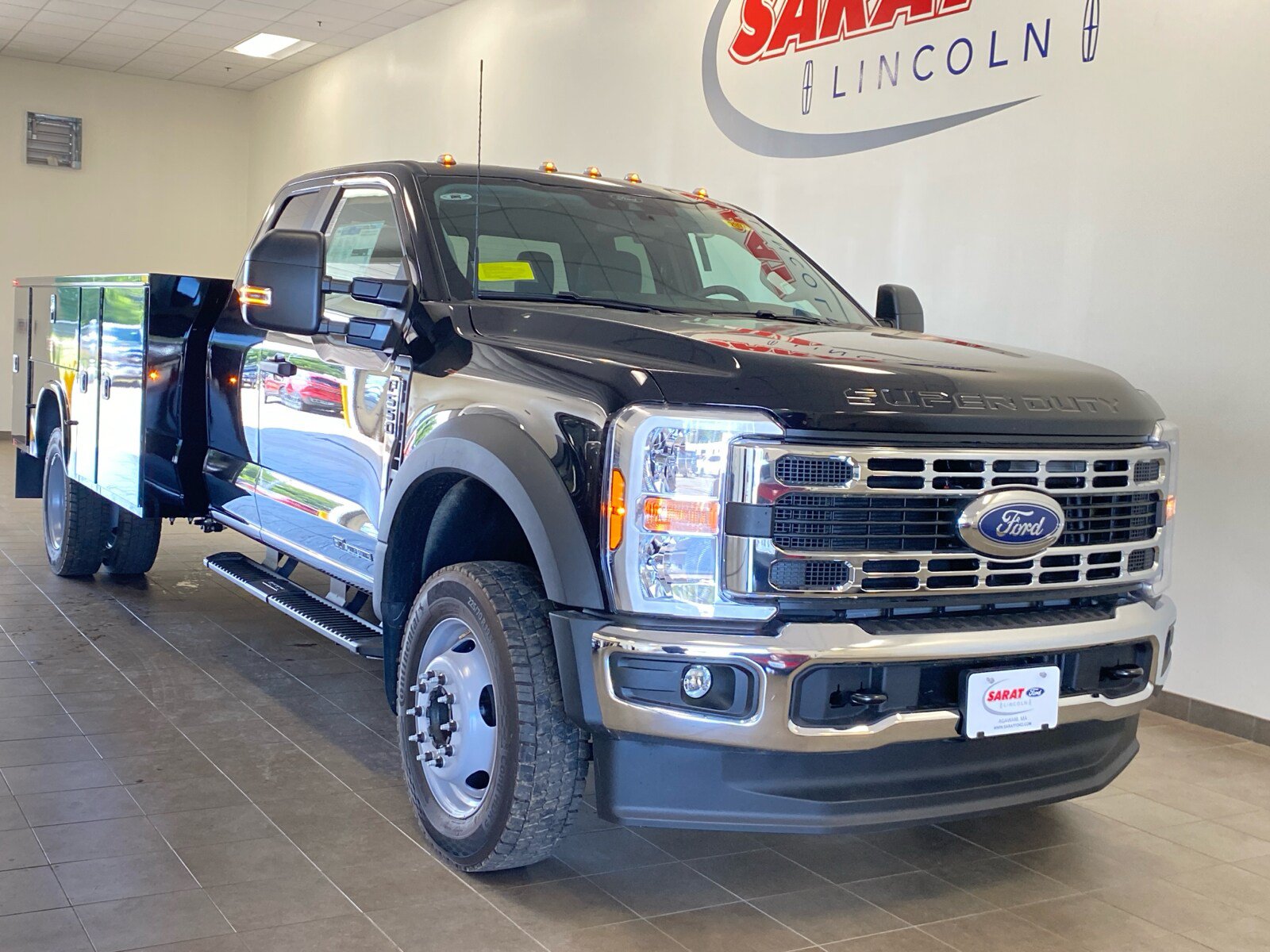 New 2026 Ford F550 4x4 Supercab Super Duty image 2
