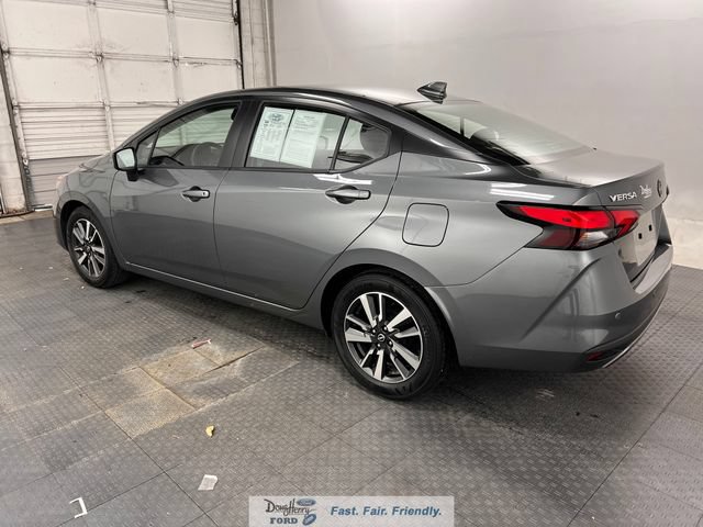 Used 2025 Nissan Versa SV FWD image 4