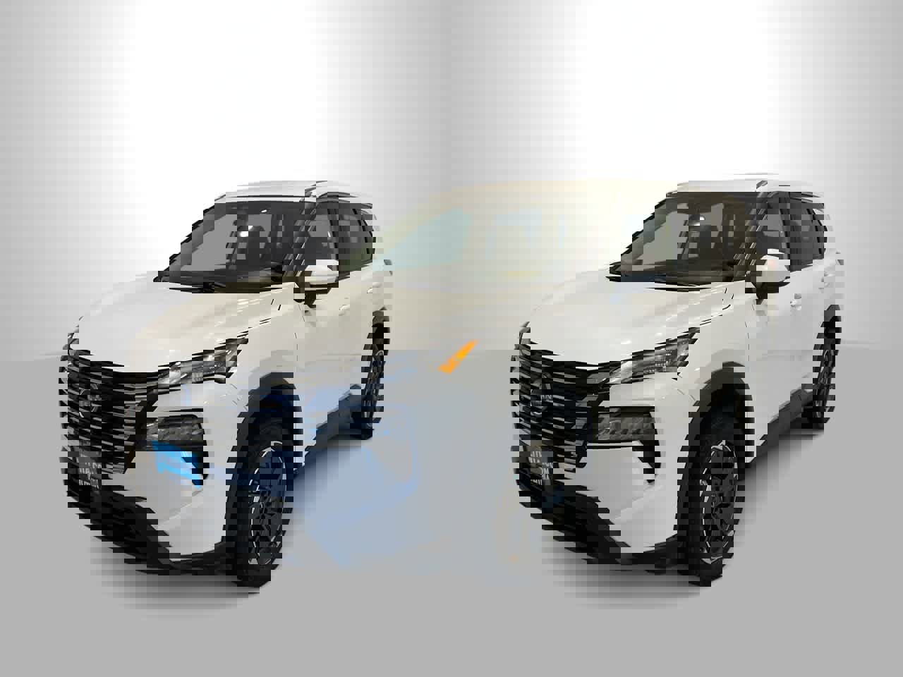 Used 2024 Nissan Rogue SV image 1