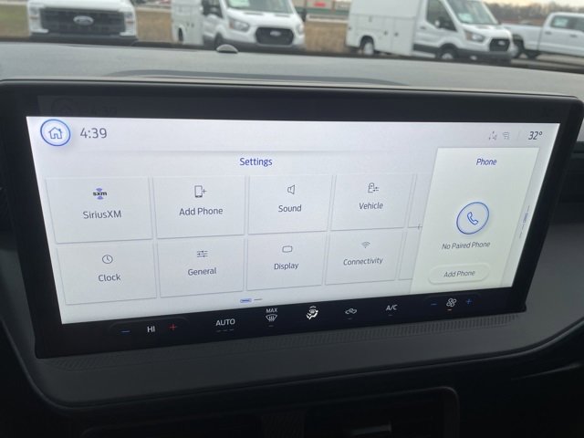 New 2025 Ford Maverick XL w/ Equipment Group 101A image 33