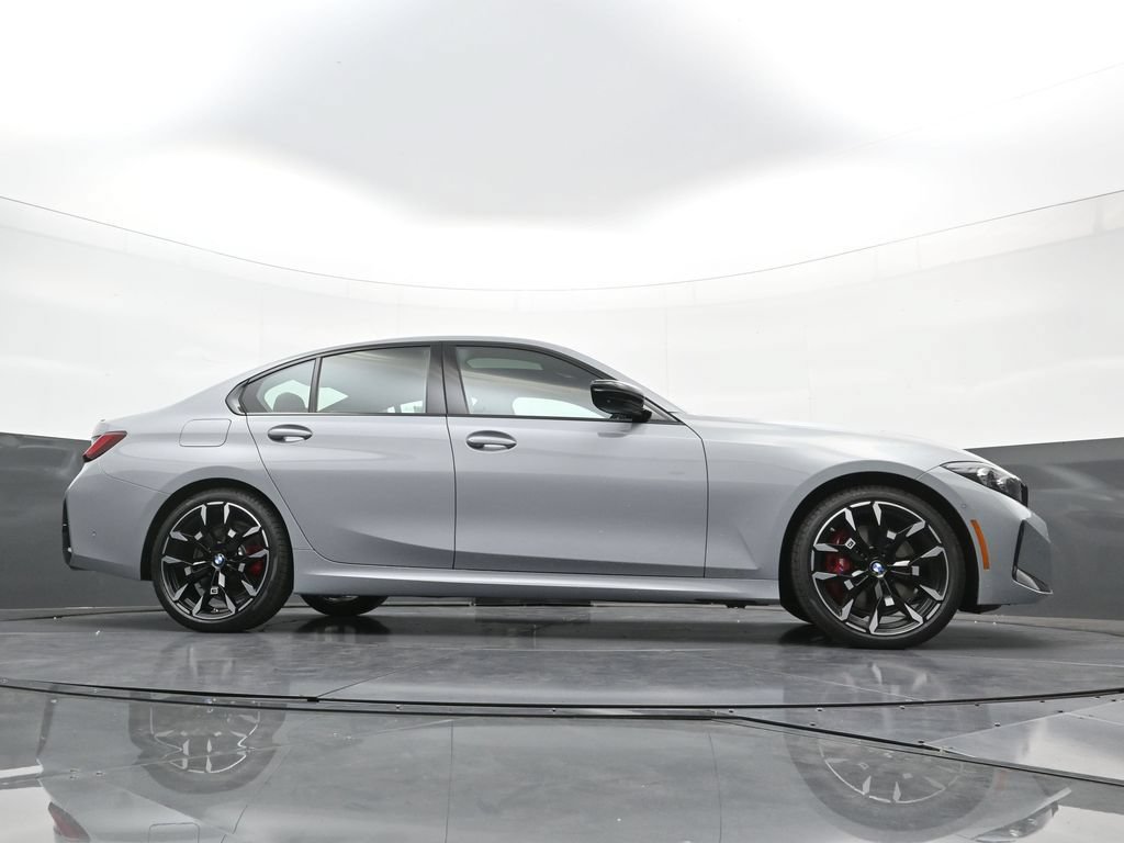 New 2026 BMW 330i xDrive Sedan w/ M Sport Package AWD/4WD image 29