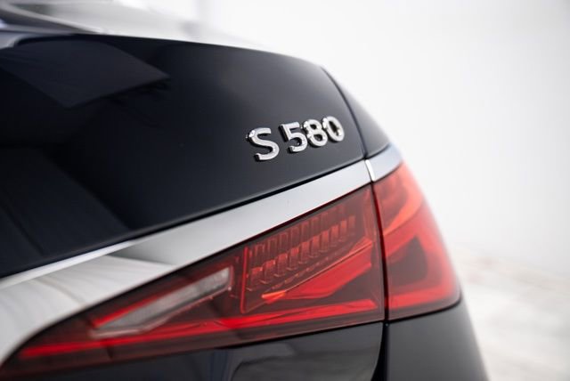 Used 2025 Mercedes-Benz Maybach S 580 4MATIC image 95