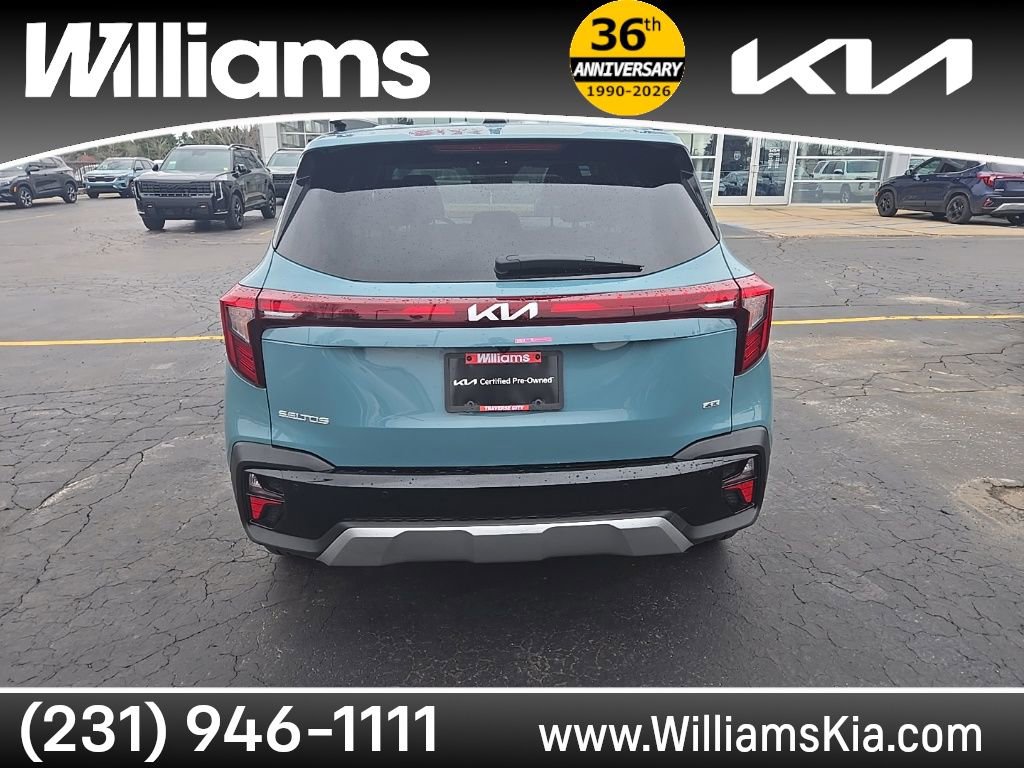Used 2025 Kia Seltos EX w/ EX Sunroof Package image 4