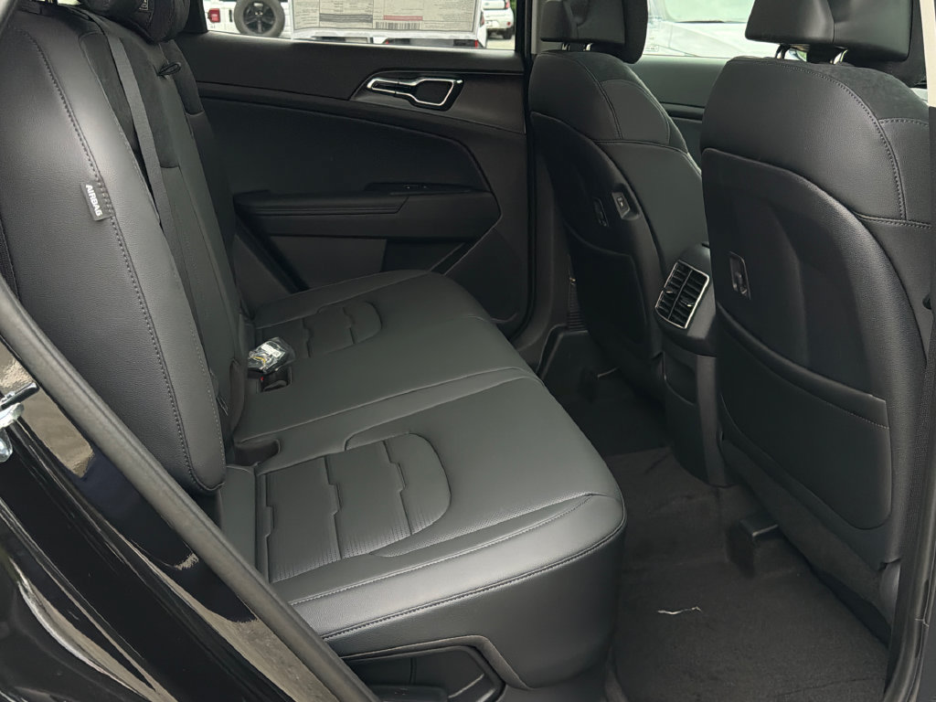 New 2027 Kia Sportage SX Prestige AWD/4WD image 14