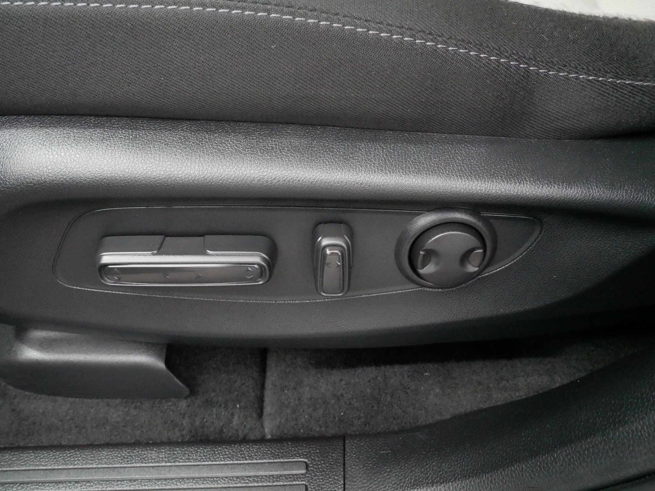 Certified 2026 Honda CR-V EX image 19