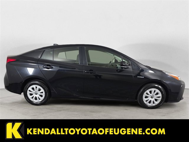 Used 2019 Toyota Prius L Eco image 6
