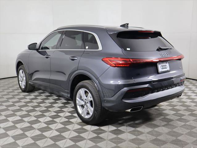Used 2025 Audi Q5 Premium w/ Convenience Package AWD/4WD image 7