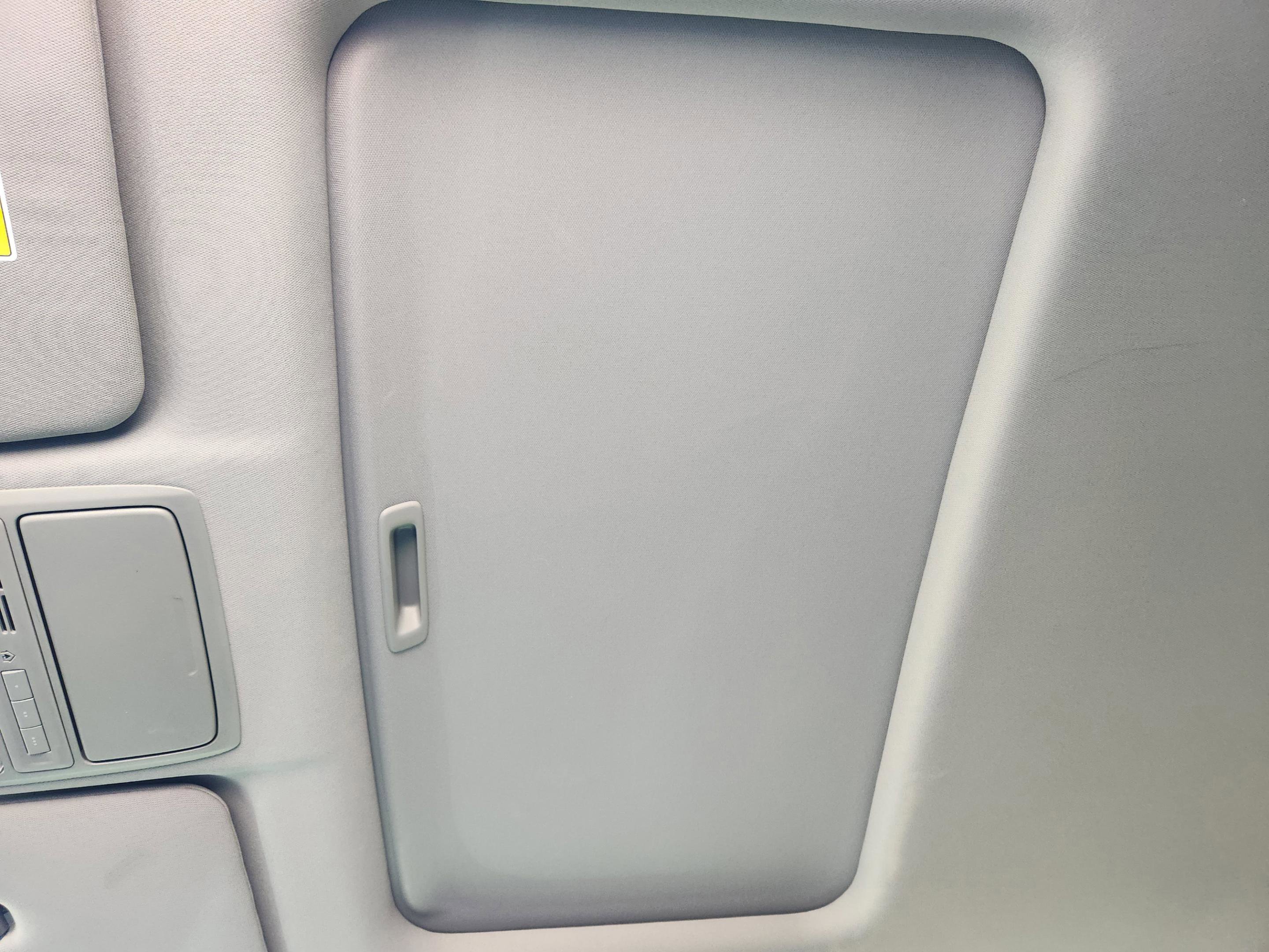 Used 2022 Honda CR-V Touring image 25