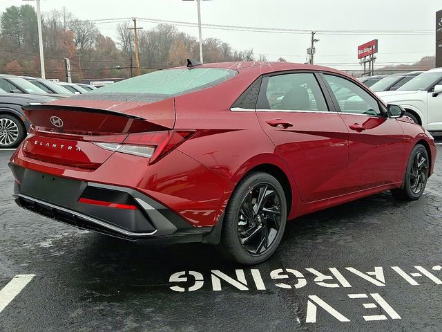 New 2026 Hyundai Elantra SEL Sport image 4
