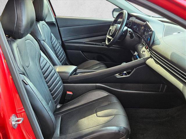 Used 2023 Hyundai Elantra Limited FWD image 19