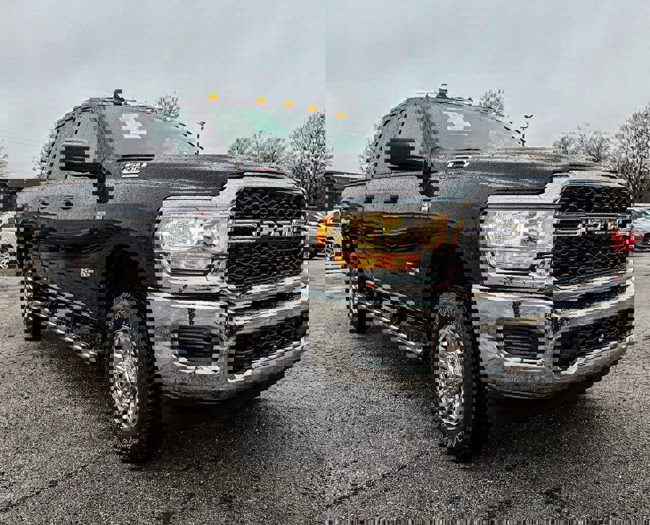 Used 2021 RAM 2500 Tradesman image 1