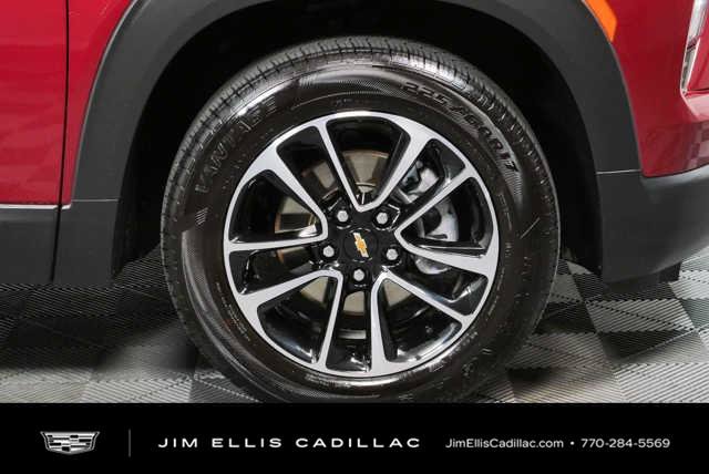 Used 2025 Chevrolet TrailBlazer LT AWD/4WD image 33