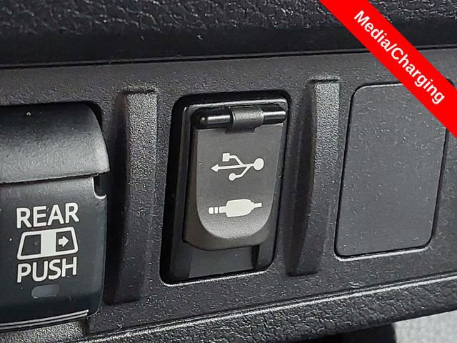 Used 2019 Toyota Tacoma SR5 image 21