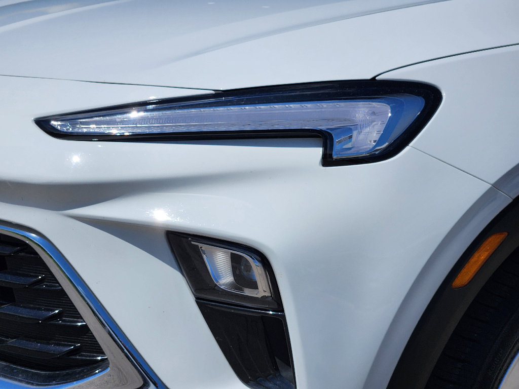 Certified 2025 Buick Encore GX Preferred image 8