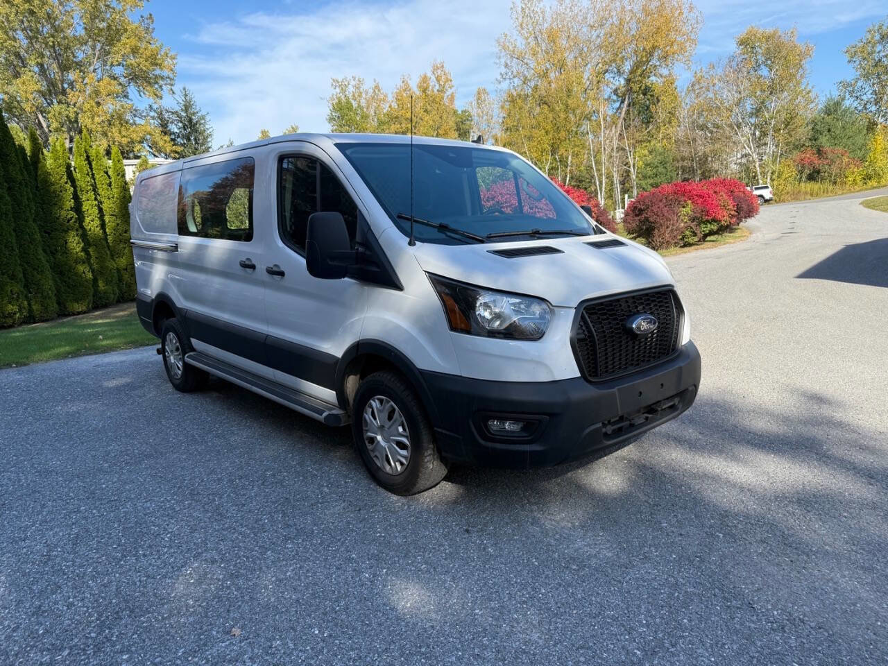 Used 2023 Ford Transit 250 Low Roof w/ Exterior Upgrade Package image 4