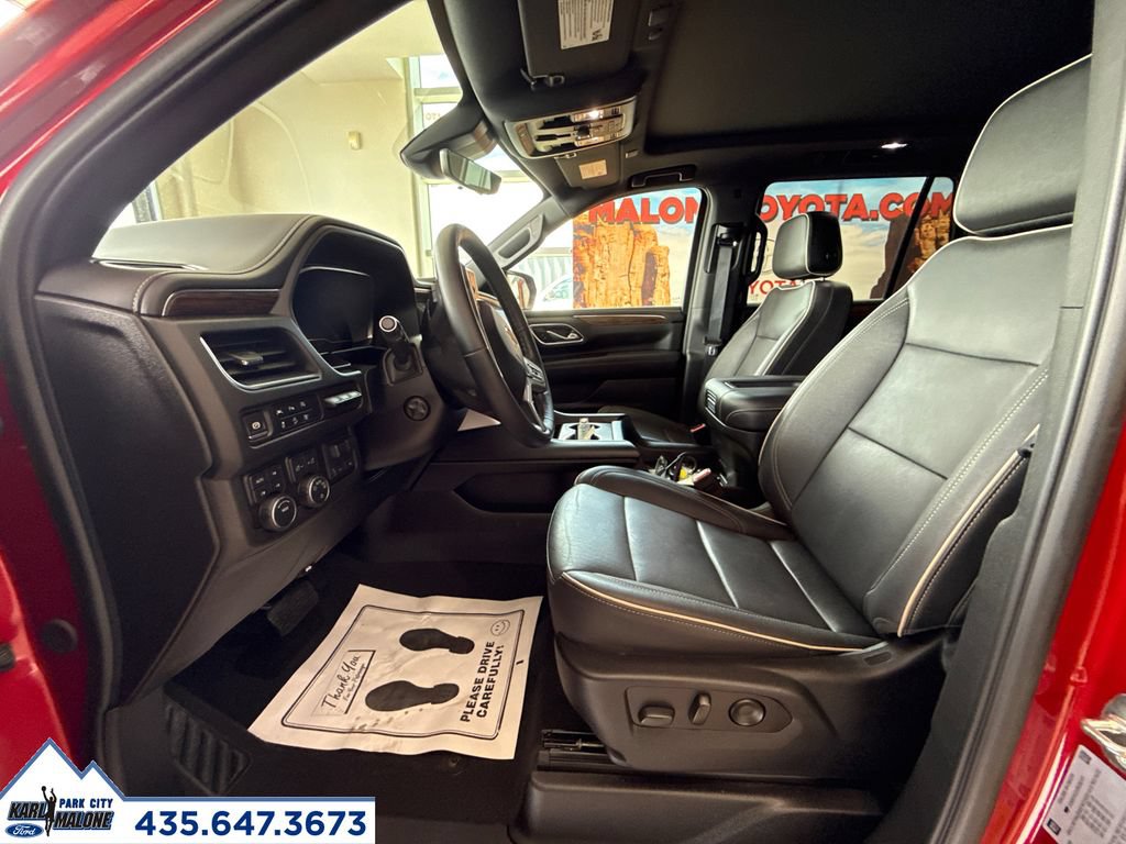 Used 2024 Chevrolet Tahoe Premier w/ Premium Package AWD/4WD image 13