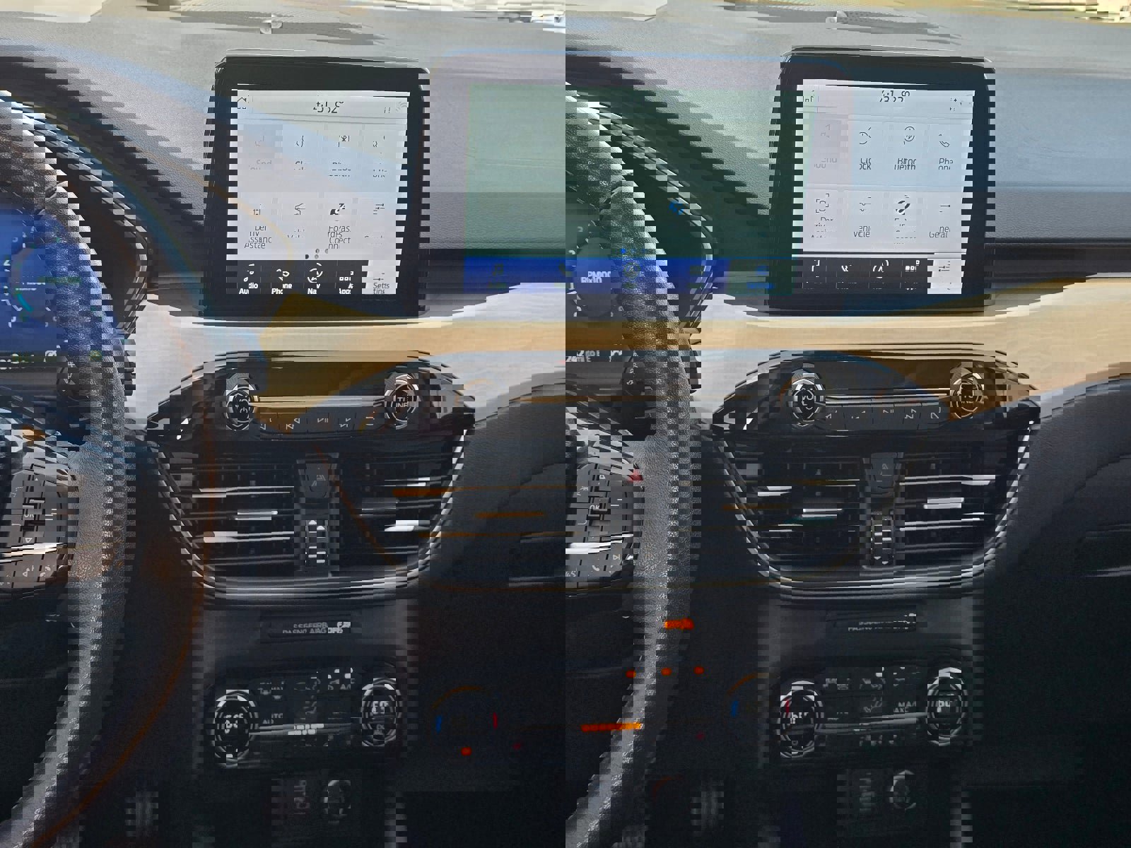 Used 2021 Ford Escape Titanium w/ Titanium Elite Package image 15