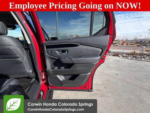 New 2025 Honda Pilot Touring image 25
