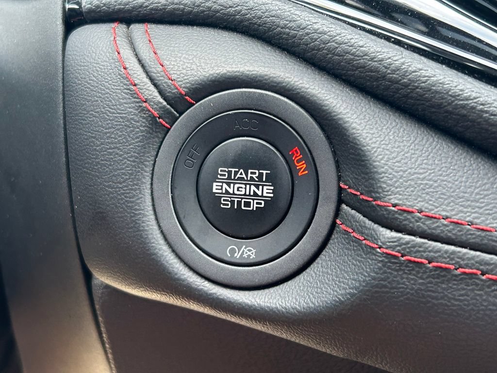 Used 2025 Dodge Durango GT AWD/4WD image 27