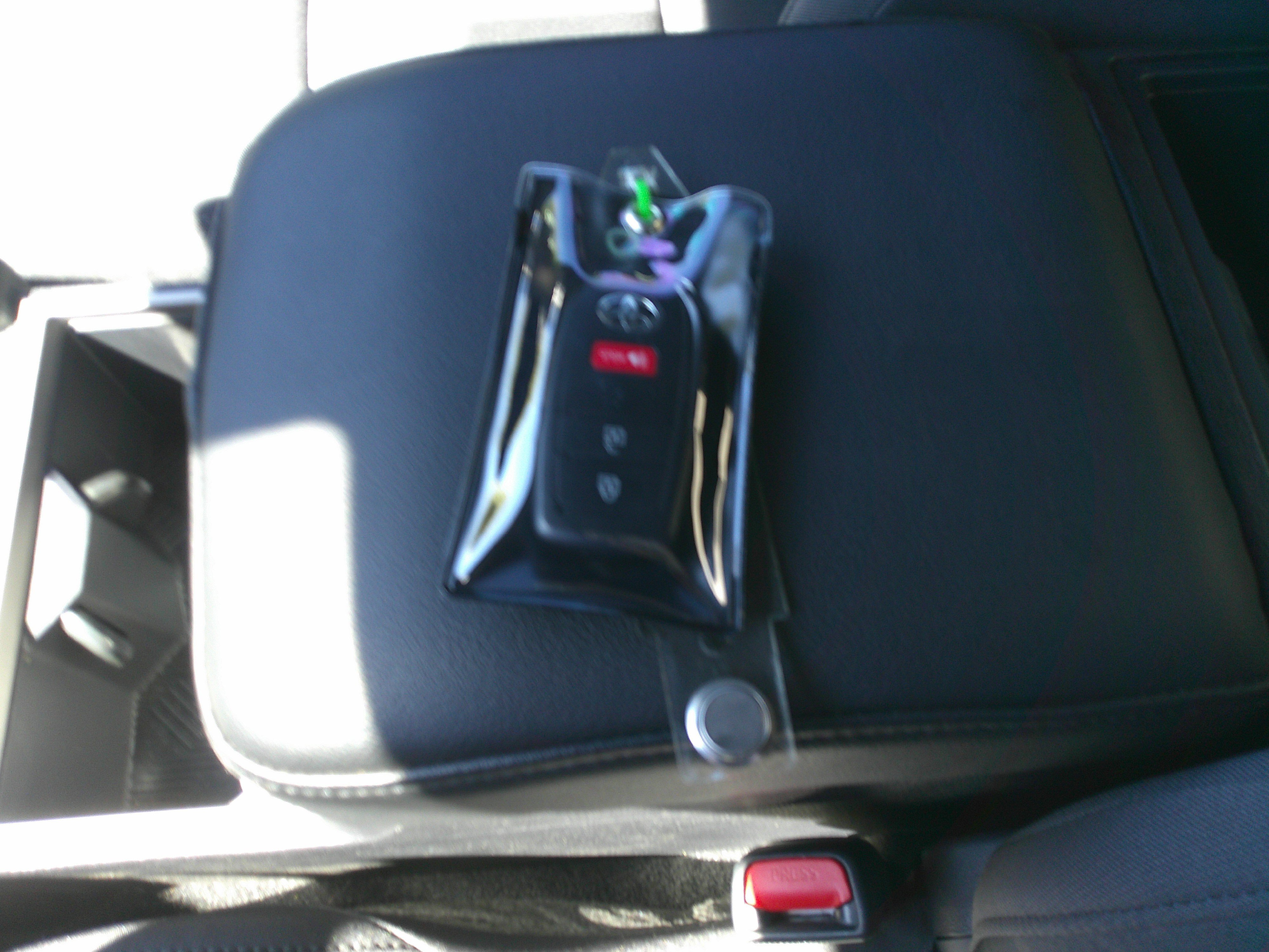 Used 2025 Toyota Tacoma SR5 image 38