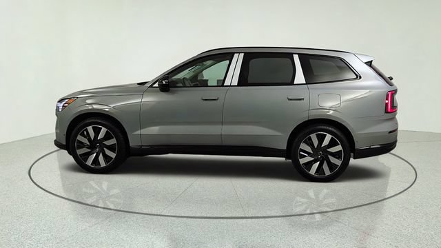 New 2026 Volvo EX90 Plus RWD image 4