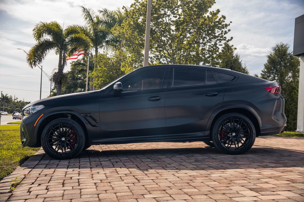 Used 2022 BMW X6 M w/ Competition Package image 2