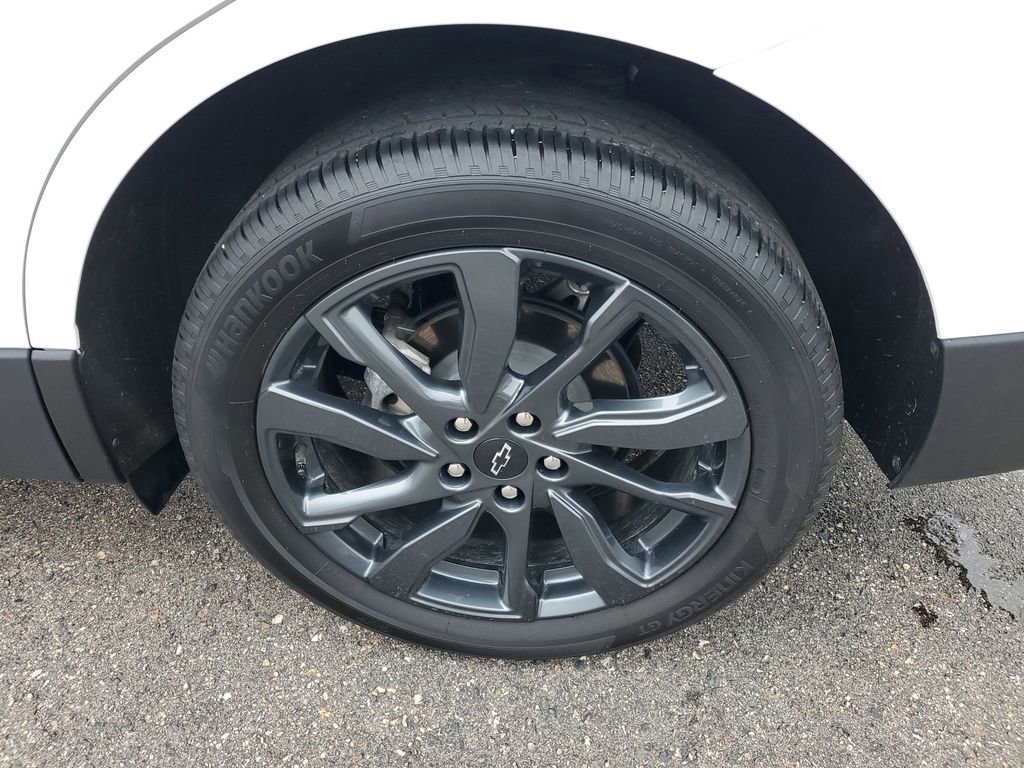 Certified 2023 Chevrolet Equinox RS w/ LPO, Floor Liner Package image 31