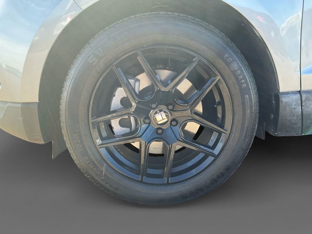 Used 2023 Ford Edge Titanium image 14