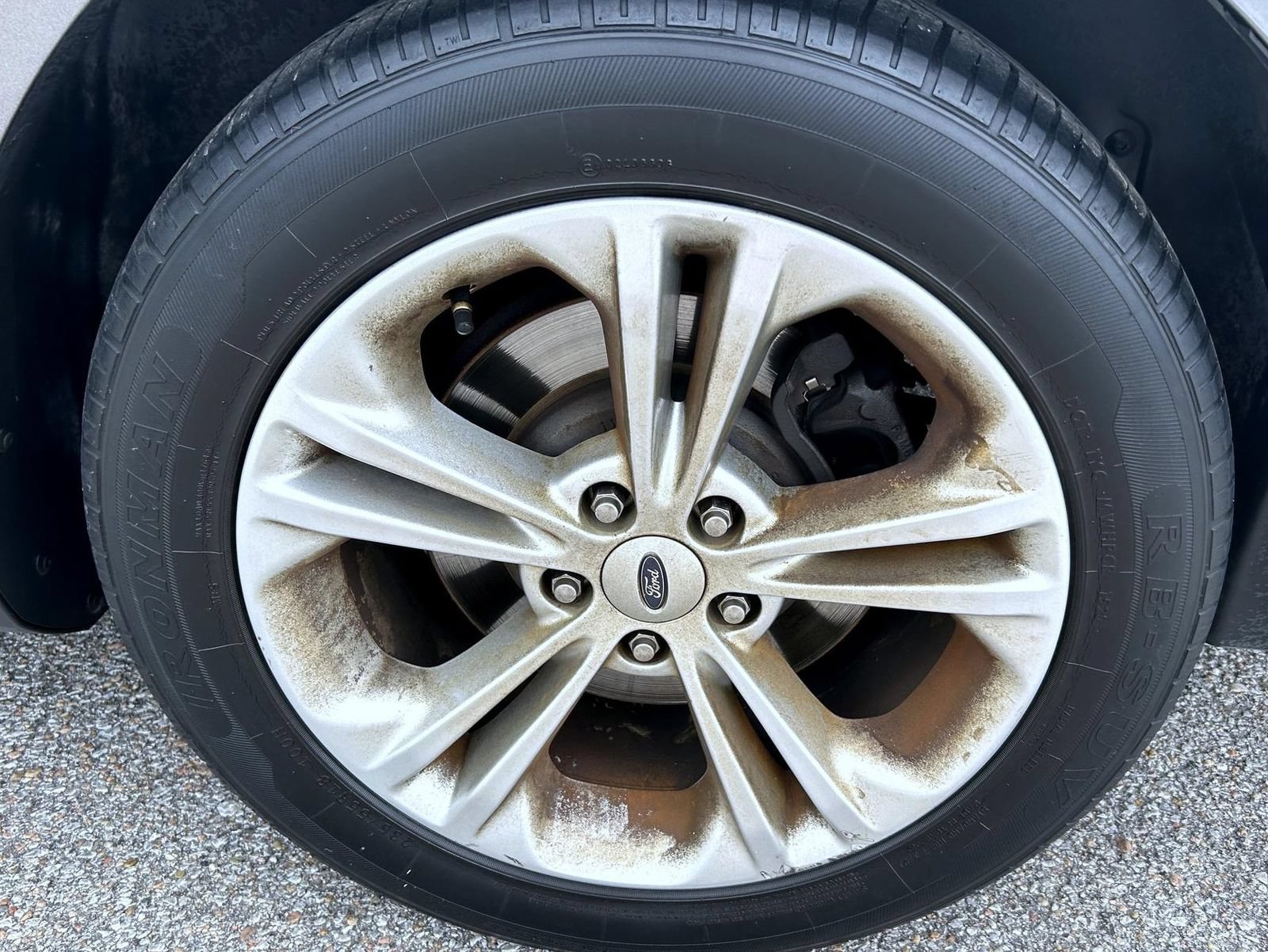 Used 2013 Ford Taurus SEL FWD image 20