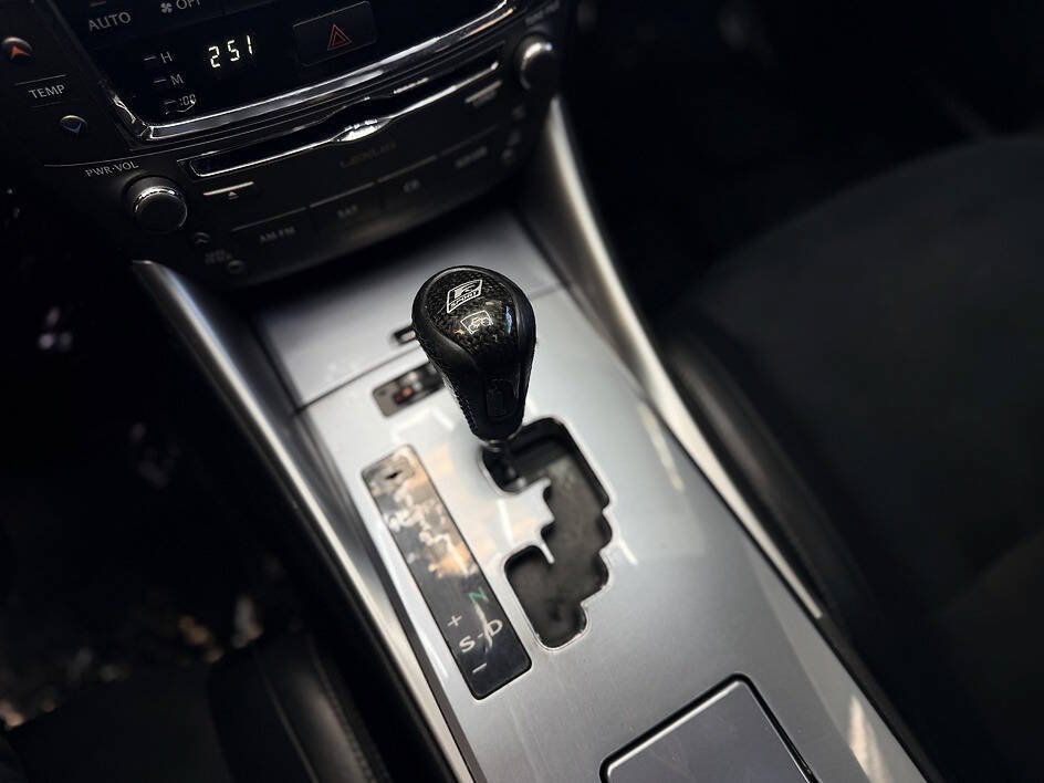 Used 2012 Lexus IS 250 w/ F-Sport Pkg w/Summer Tires RWD image 12