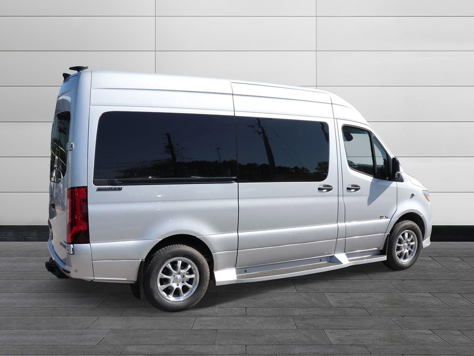 New 2022 Mercedes-Benz Sprinter 2500 image 3