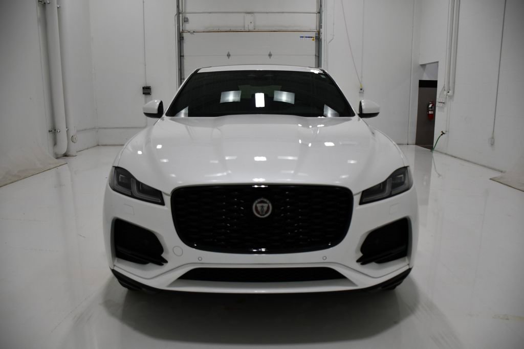 Used 2023 Jaguar F-PACE S AWD/4WD image 2