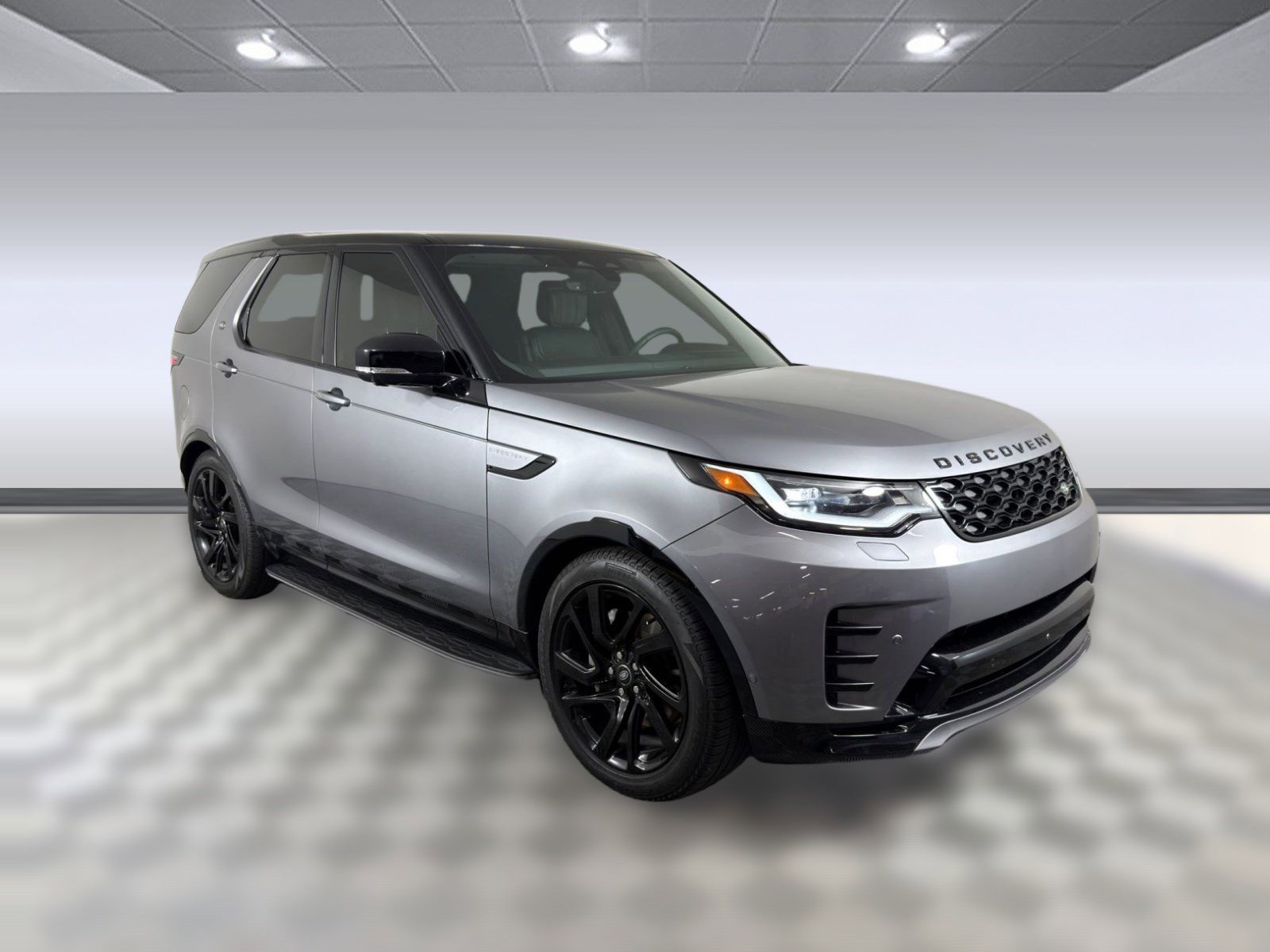 Certified 2024 Land Rover Discovery Dynamic SE AWD/4WD image 7