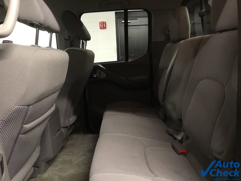 Used 2017 Nissan Frontier SV image 35