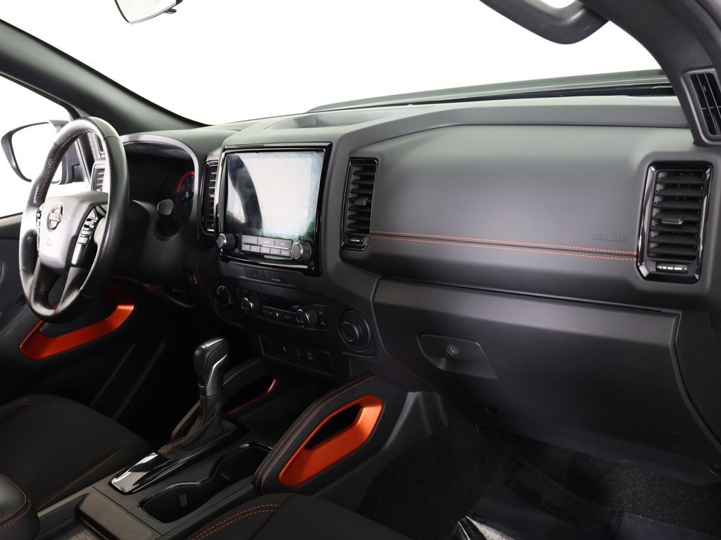 Used 2022 Nissan Frontier PRO-4X w/ Technology Package image 26