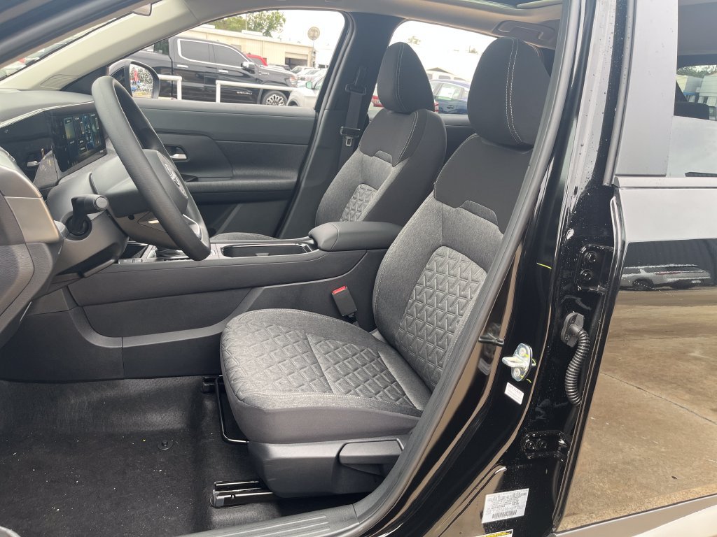 New 2027 Nissan Kicks SV AWD/4WD image 9