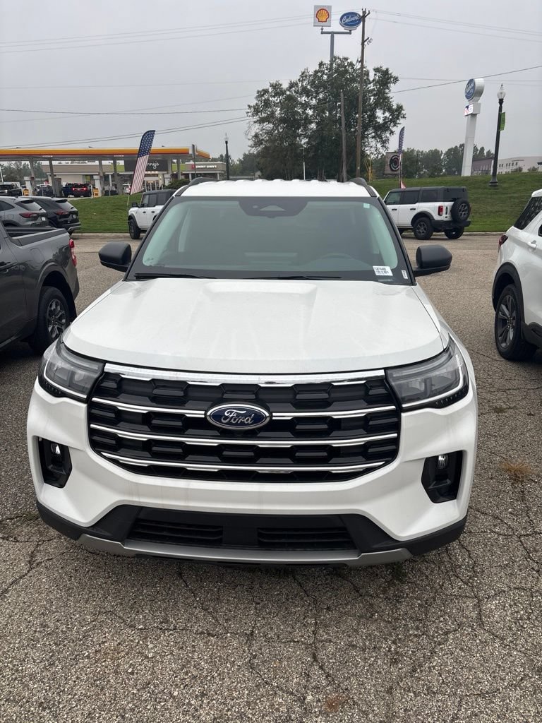 New 2026 Ford Explorer Active w/ Active Comfort Package