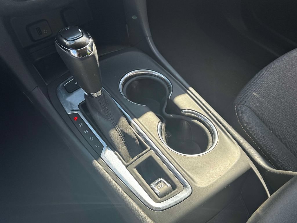 Used 2018 Chevrolet Equinox LT AWD/4WD image 29