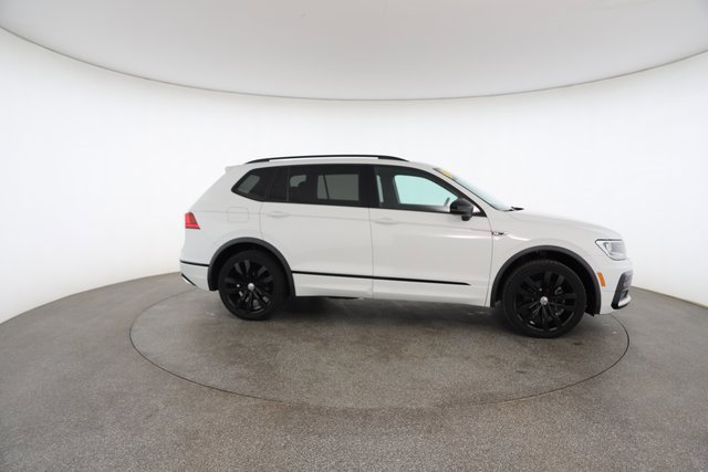 Used 2021 Volkswagen Tiguan SE R-Line image 23