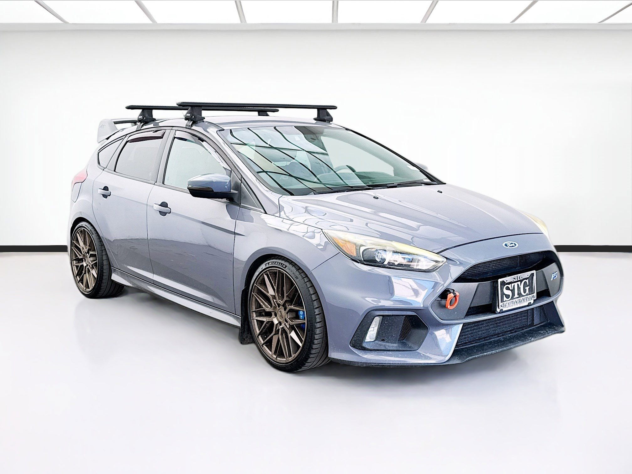 Used 2016 Ford Focus RS AWD/4WD image 3