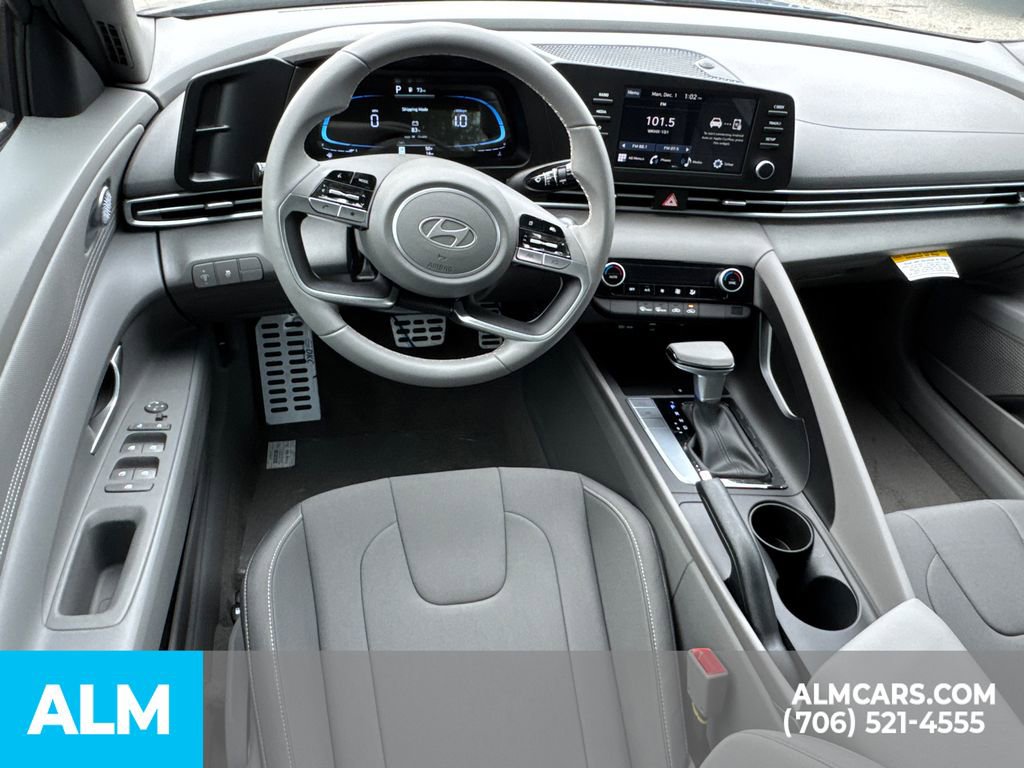 Used 2026 Hyundai Elantra SEL Sport image 15