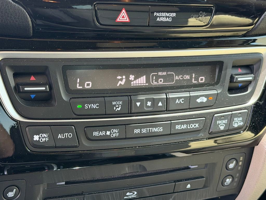 Used 2017 Honda Pilot Elite image 19