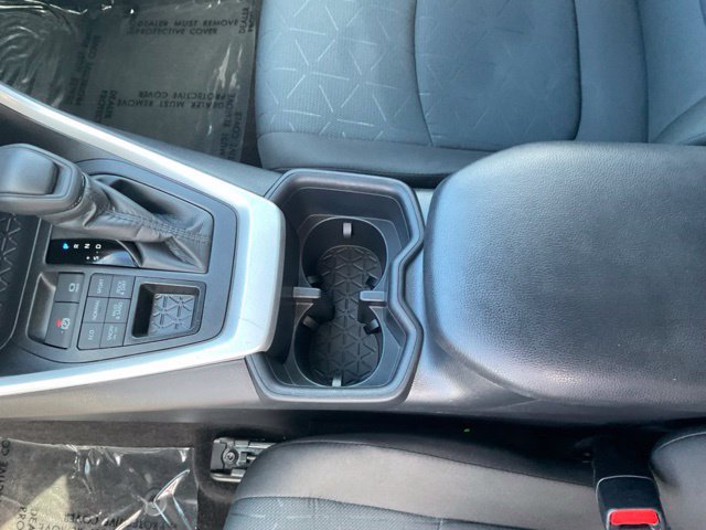 Used 2025 Toyota RAV4 XLE AWD/4WD image 21