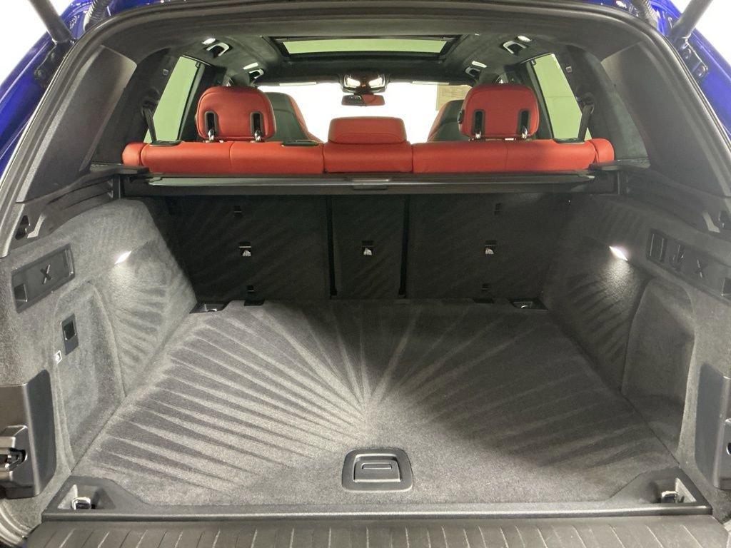 Used 2024 BMW X5 M Competition w/ Executive Package image 30