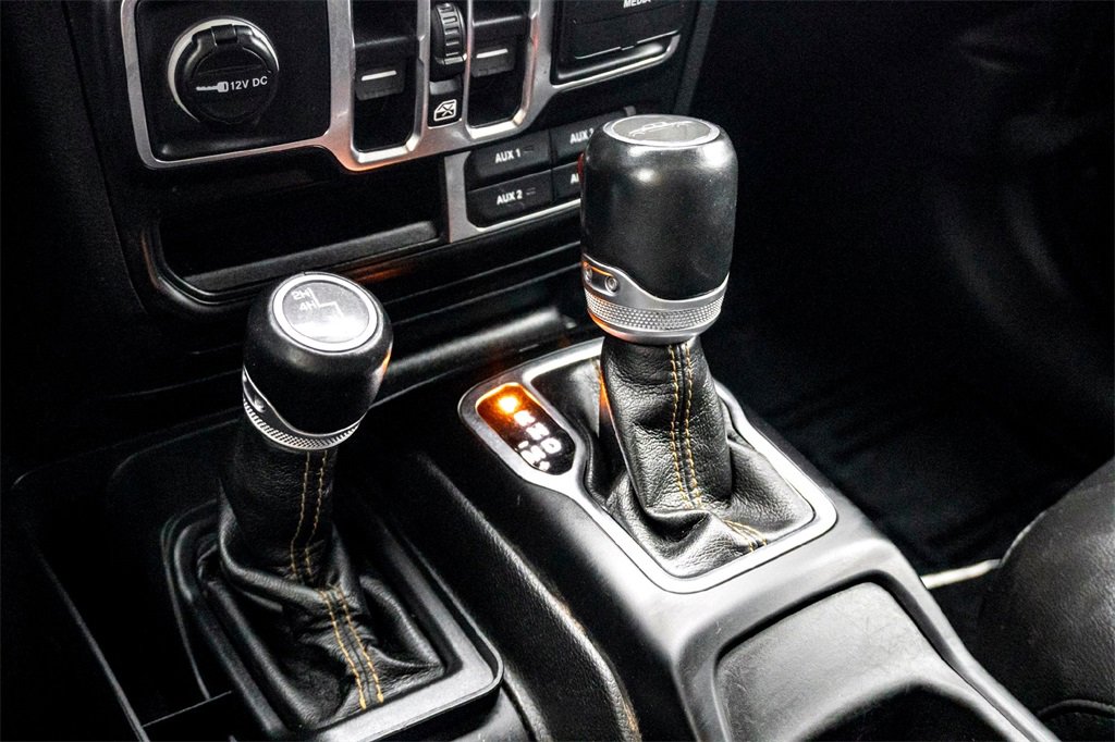 Used 2021 Jeep Gladiator Overland image 25