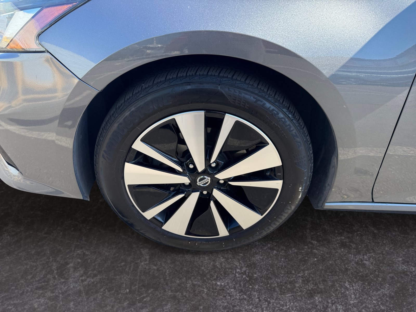Used 2019 Nissan Altima 2.5 SV FWD image 14