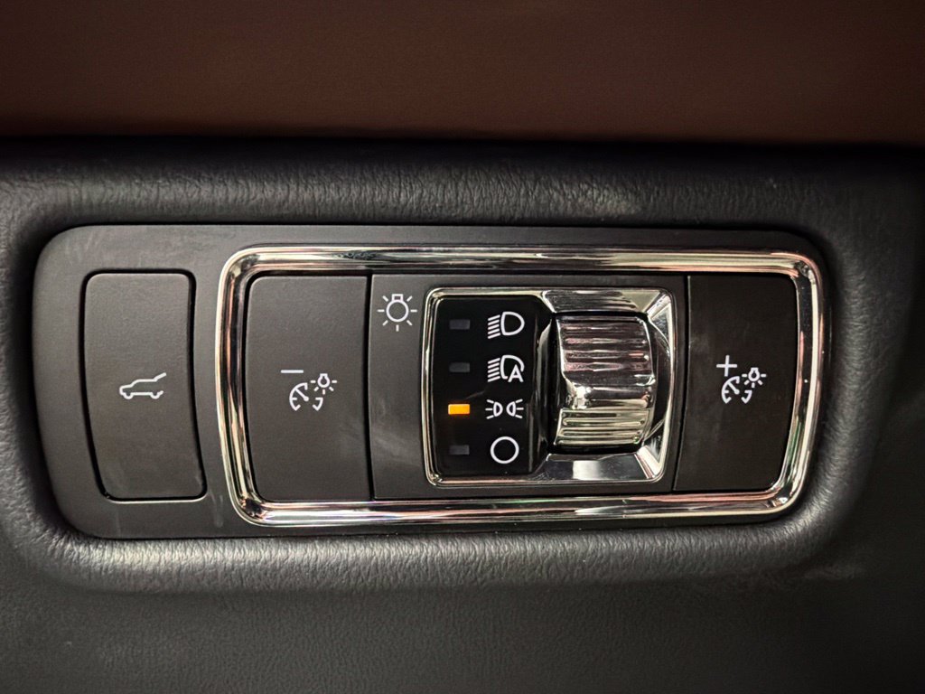 New 2027 Lincoln Aviator Reserve AWD/4WD image 23